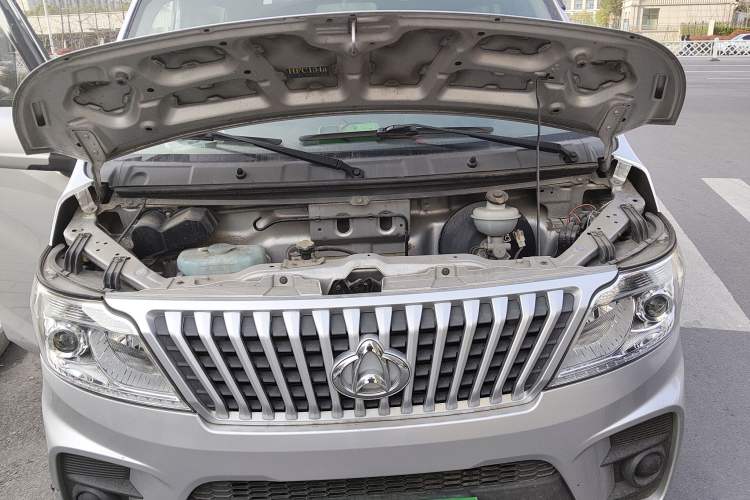 Used CHANGAN KAICHENG Ruixing M60 2019 1.5L Business Version China VI 6-Seater DAM15KR Engine Bay