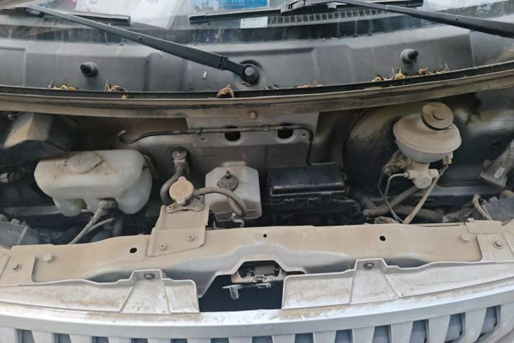 Used CHANGAN KAICHENG Ruixing M60 2019 1.5L Business Version China VI 6-Seater DAM15KR Engine Bay