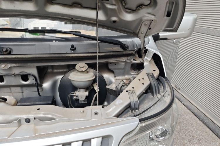 Used CHANGAN KAICHENG Ruixing M60 2019 1.5L Standard Model China V Emission Standards 5/6 Seats 4G15S Engine Bay Left