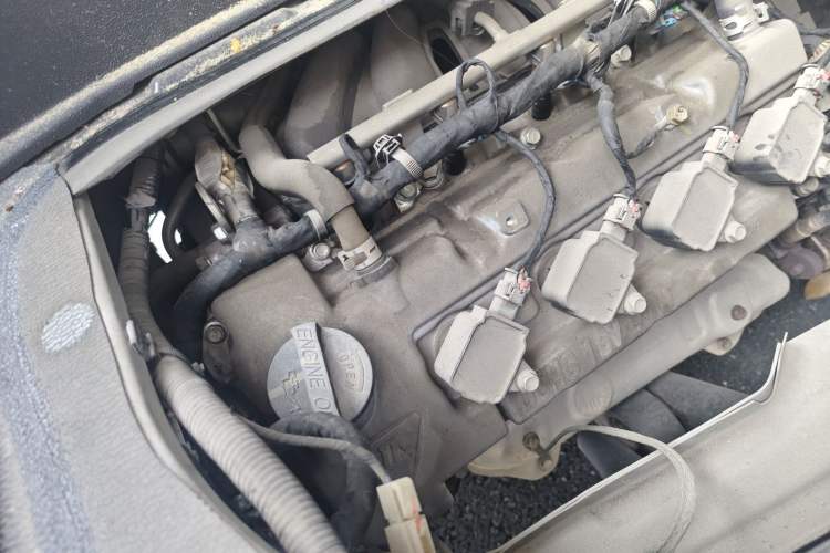 Used CHANGAN KAICHENG Ruixing M60 2019 1.5L Business Model China V Emission Standard 6-Seater 4G15S Engine Bay Right