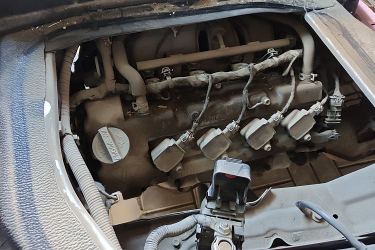 Used CHANGAN KAICHENG Ruixing M60 2019 1.5L Base Version China VI Standard 2-Seater Van with DAM15KR Engine Engine Bay