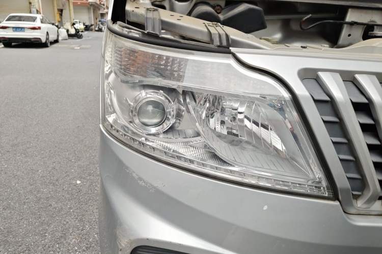 Used CHANGAN KAICHENG Ruixing M60 2019 1.5L Standard Model China V Emission Standards 5/6 Seats 4G15S Exterior 3