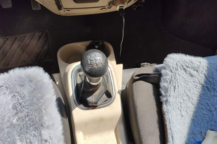 Used CHANGAN KAICHENG Ruixing M60 2019 1.5L Base Version China VI Standard 2-Seater Van with DAM15KR Engine Gear Lever