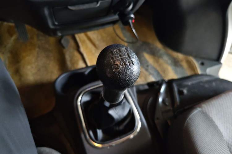 Used CHANGAN KAICHENG Ruixing M60 2019 1.5L Standard Version China VI Van with 5 Seats DAM15KR Gear Lever