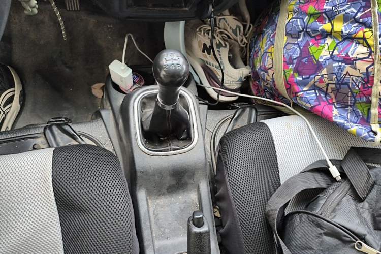 Used CHANGAN KAICHENG Ruixing M60 2019 1.5L Business Version China VI 6-Seater DAM15KR Gear Lever