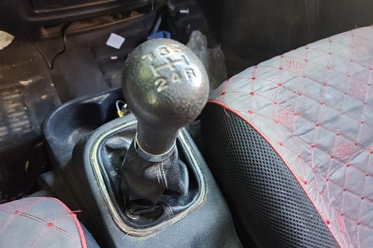Used CHANGAN KAICHENG Ruixing M60 2019 1.5L Base Version China VI Standard 2-Seater Van with DAM15KR Engine Gear Lever