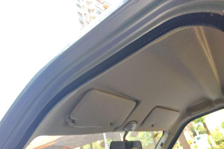 Used CHANGAN KAICHENG Ruixing M60 2019 1.5L Standard Version China VI Van with 5 Seats DAM15KR Headliner