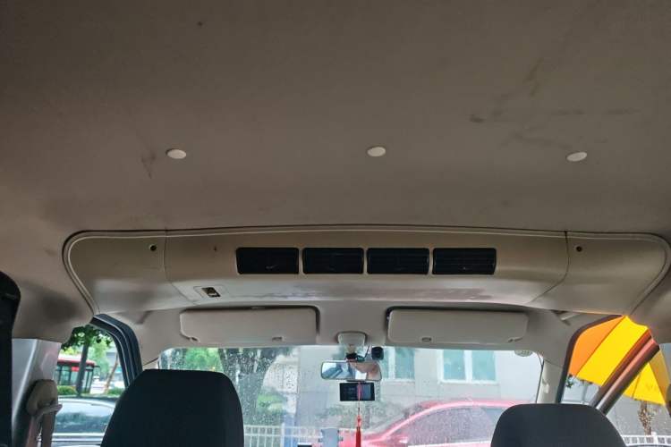 Used CHANGAN KAICHENG Ruixing M60 2019 1.5L Business Version China VI 6-Seater DAM15KR Headliner