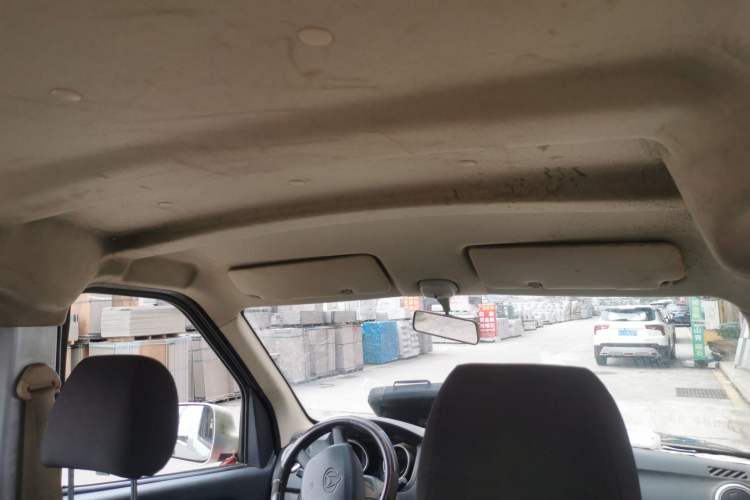Used CHANGAN KAICHENG Ruixing M60 2019 1.5L Standard Version China VI Emission Standard 5/6 Seats DAM15KR Headliner