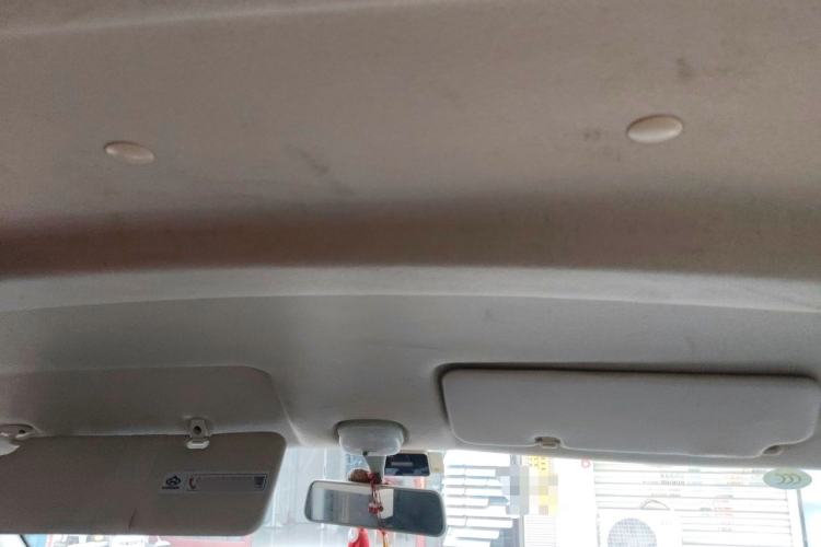 Used CHANGAN KAICHENG Ruixing M60 2019 1.5L Standard Model China V Emission Standards 5/6 Seats 4G15S Headliner