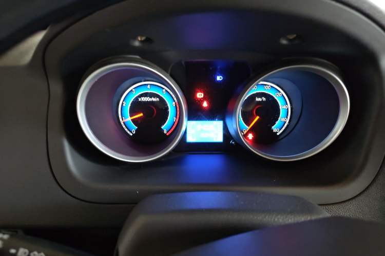 Used CHANGAN KAICHENG Ruixing M60 2019 1.5L Standard Version China VI Van with 5 Seats DAM15KR Instrument Cluster