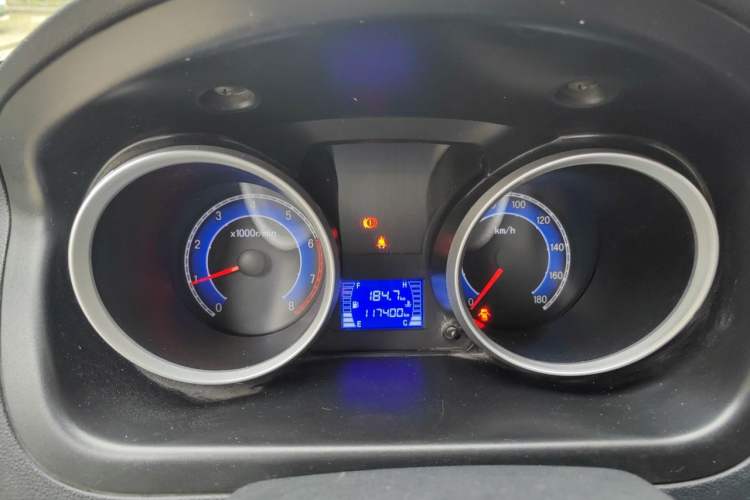 Used CHANGAN KAICHENG Ruixing M60 2019 1.5L Standard Model China V Emission Standards 5/6 Seats 4G15S Instrument Cluster