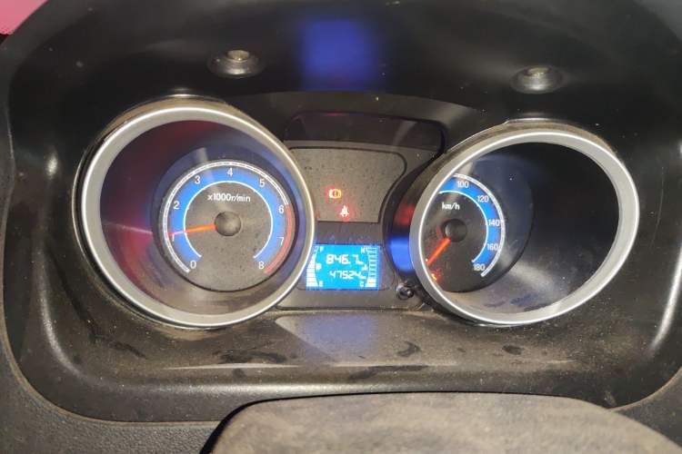 Used CHANGAN KAICHENG Ruixing M60 2019 1.5L Standard Version China VI Emission Standard 5/6 Seats DAM15KR Instrument Cluster