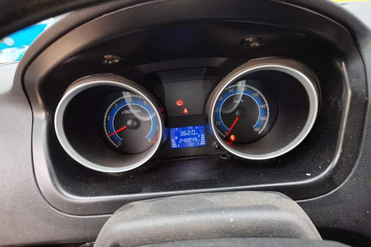 Used CHANGAN KAICHENG Ruixing M60 2019 1.5L Standard Version China VI Emission Standard 5/6 Seats DAM15KR Instrument Cluster