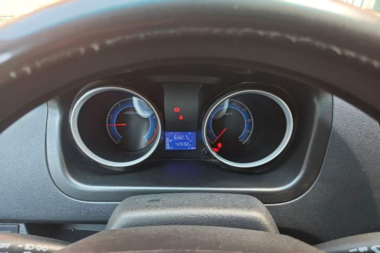 Used CHANGAN KAICHENG Ruixing M60 2019 1.5L Standard Model China V Emission Standards 5/6 Seats 4G15S Instrument Cluster