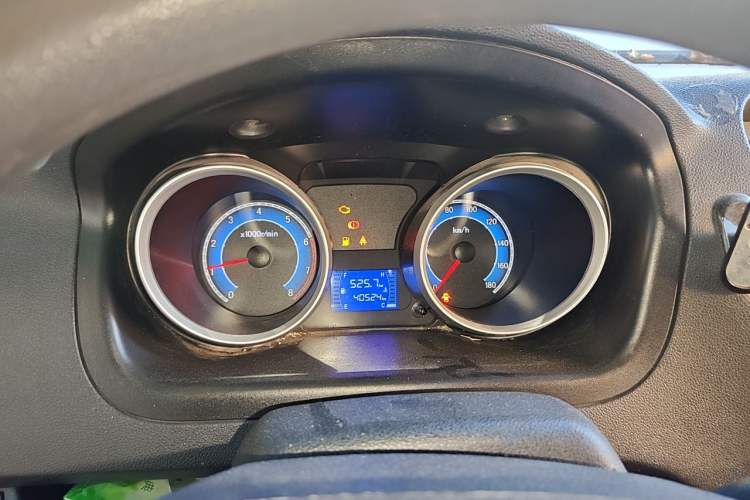 Used CHANGAN KAICHENG Ruixing M60 2019 1.5L Base Version China VI Standard 2-Seater Van with DAM15KR Engine Instrument Cluster
