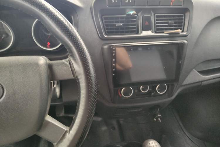 Used CHANGAN KAICHENG Ruixing M60 2019 1.5L Base Version China VI Standard 2-Seater Van with DAM15KR Engine Interior 2