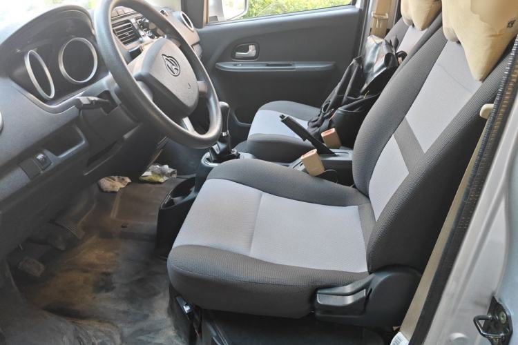 Used CHANGAN KAICHENG Ruixing M60 2019 1.5L Standard Version China VI Van with 5 Seats DAM15KR Left Front Seat