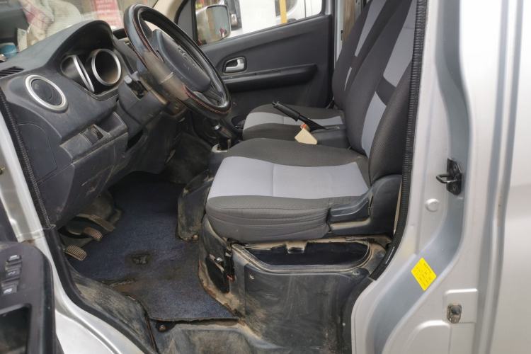 Used CHANGAN KAICHENG Ruixing M60 2019 1.5L Standard Version China VI Emission Standard 5/6 Seats DAM15KR Left Front Seat