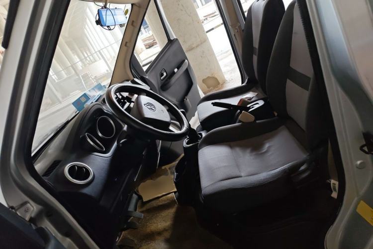 Used CHANGAN KAICHENG Ruixing M60 2019 1.5L Standard Version China VI Van with 5 Seats DAM15KR Left Front Seat