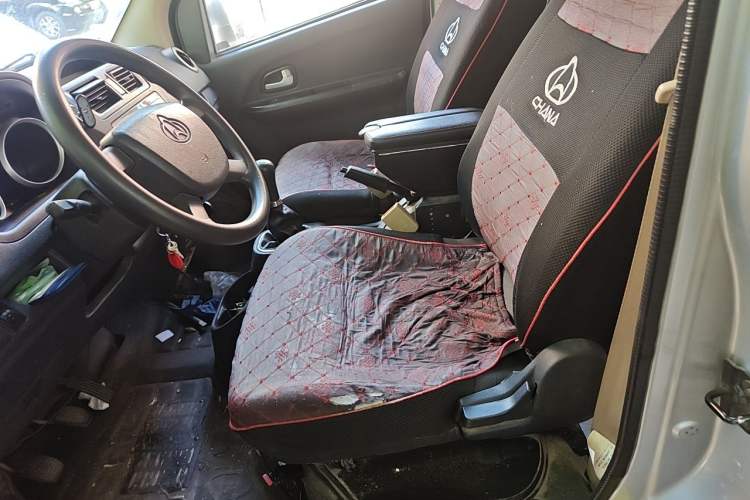Used CHANGAN KAICHENG Ruixing M60 2019 1.5L Base Version China VI Standard 2-Seater Van with DAM15KR Engine Left Front Seat