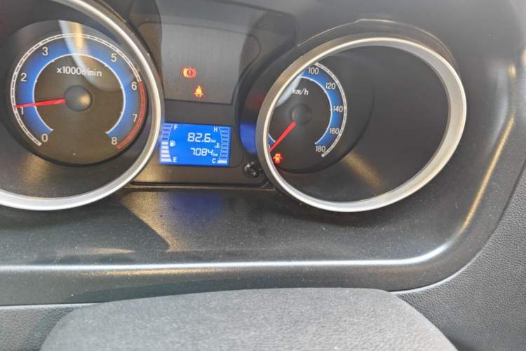 Used CHANGAN KAICHENG Ruixing M60 2019 1.5L Standard Version China VI Van with 5 Seats DAM15KR Odometer Close Up