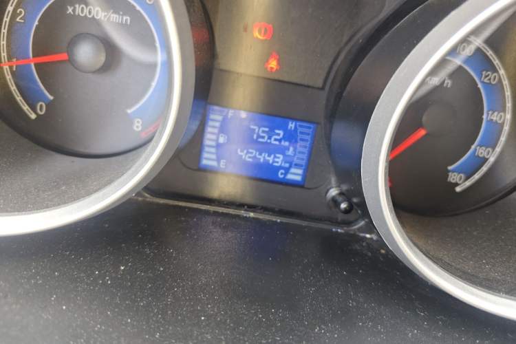 Used CHANGAN KAICHENG Ruixing M60 2019 1.5L Business Model China V Emission Standard 6-Seater 4G15S Odometer Close Up