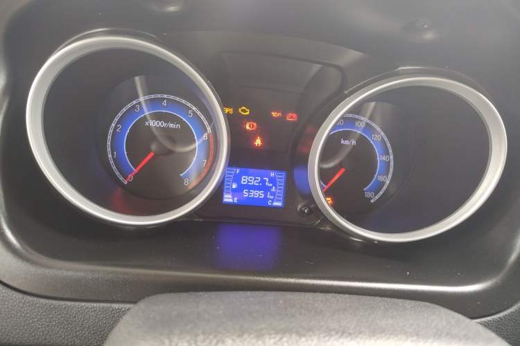 Used CHANGAN KAICHENG Ruixing M60 2019 1.5L Base Version China VI Standard 2-Seater Van with DAM15KR Engine Odometer Close Up