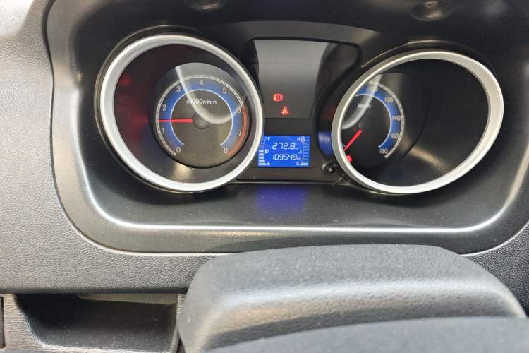 Used CHANGAN KAICHENG Ruixing M60 2019 1.5L Standard Version China VI Emission Standard 5/6 Seats DAM15KR Odometer Close Up