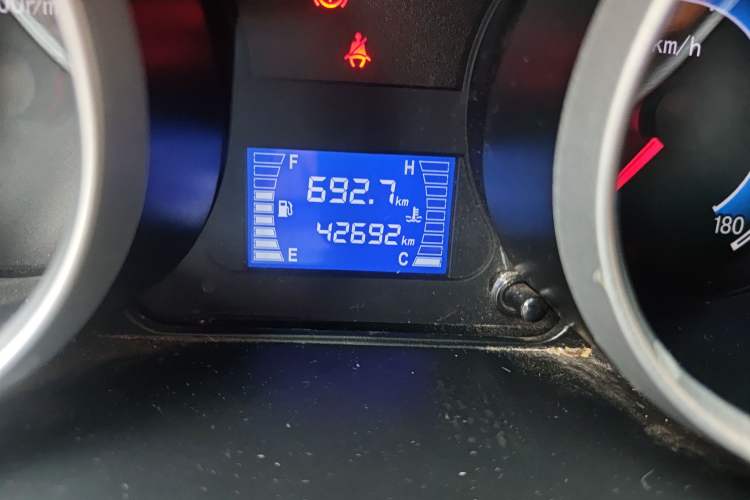 Used CHANGAN KAICHENG Ruixing M60 2019 1.5L Standard Model China V Emission Standards 5/6 Seats 4G15S Odometer Close Up