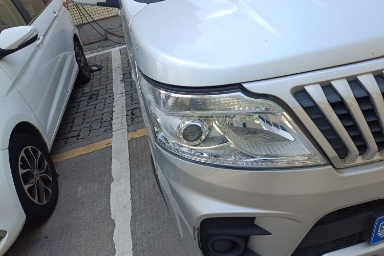Used CHANGAN KAICHENG Ruixing M60 2019 1.5L Standard Model China V Emission Standards 5/6 Seats 4G15S Right Front Headlight