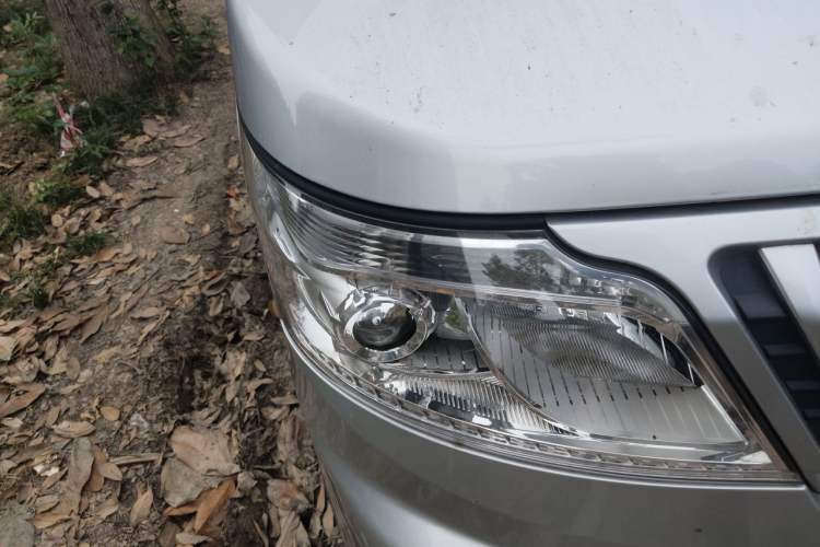 Used CHANGAN KAICHENG Ruixing M60 2019 1.5L Standard Version China VI Emission Standard 5/6 Seats DAM15KR Right Front Headlight