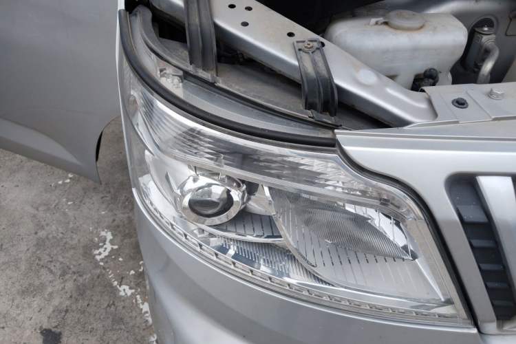Used CHANGAN KAICHENG Ruixing M60 2019 1.5L Standard Model China V Emission Standards 5/6 Seats 4G15S Right Front Headlight