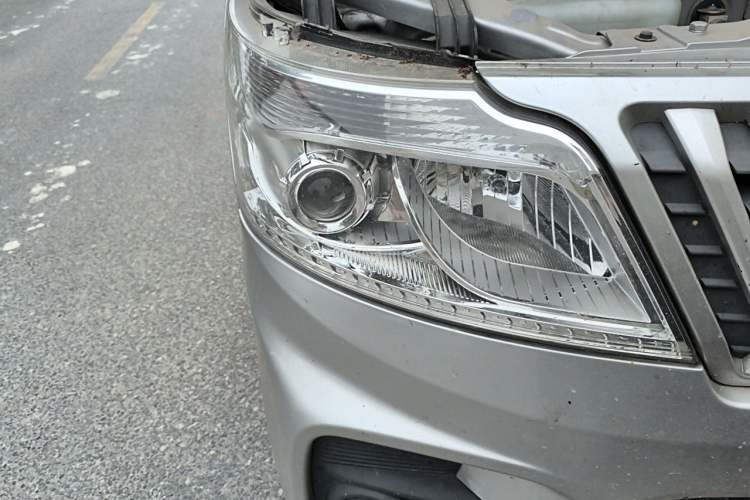 Used CHANGAN KAICHENG Ruixing M60 2019 1.5L Business Version China VI 6-Seater DAM15KR Right Front Headlight