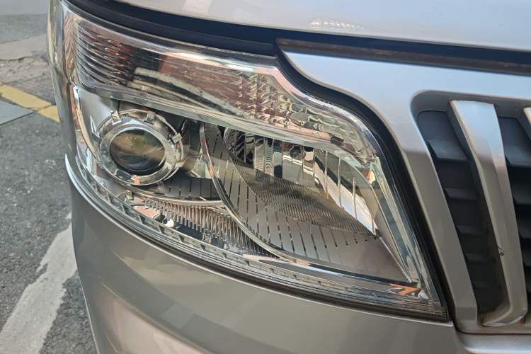 Used CHANGAN KAICHENG Ruixing M60 2019 1.5L Standard Model China V Emission Standards 5/6 Seats 4G15S Right Front Headlight