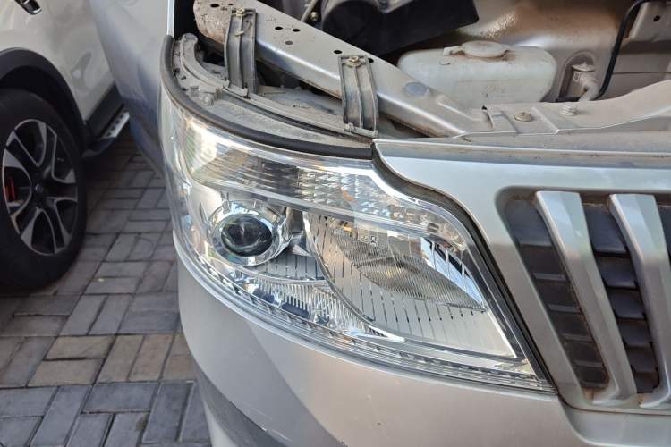 Used CHANGAN KAICHENG Ruixing M60 2019 1.5L Base Version China VI Standard 2-Seater Van with DAM15KR Engine Right Front Headlight