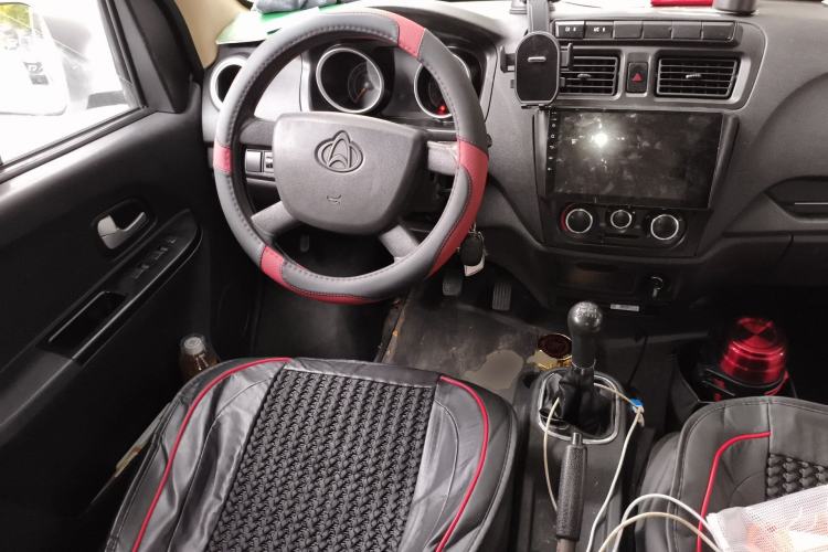 Used CHANGAN KAICHENG Ruixing M60 2019 1.5L Standard Version China VI Emission Standard 5/6 Seats DAM15KR Steering Wheel