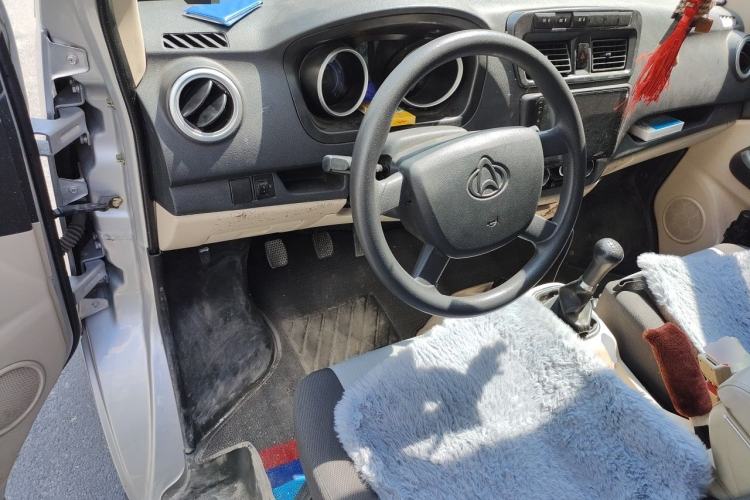 Used CHANGAN KAICHENG Ruixing M60 2019 1.5L Base Version China VI Standard 2-Seater Van with DAM15KR Engine Steering Wheel