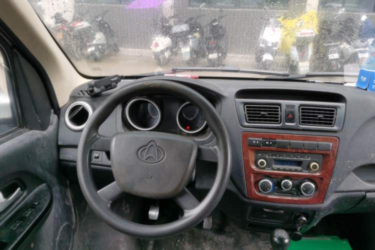 Used CHANGAN KAICHENG Ruixing M60 2019 1.5L Business Version China VI 6-Seater DAM15KR Steering Wheel