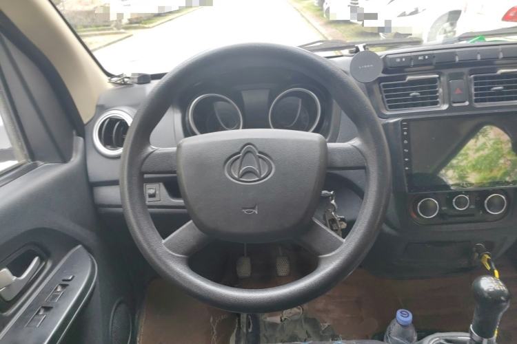 Used CHANGAN KAICHENG Ruixing M60 2019 1.5L Standard Model China V Emission Standards 5/6 Seats 4G15S Steering Wheel