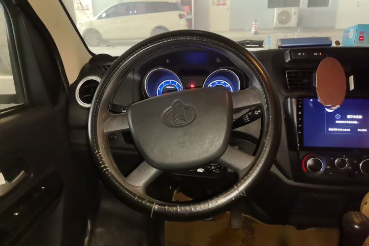 Used CHANGAN KAICHENG Ruixing M60 2019 1.5L Standard Version China VI Van with 5 Seats DAM15KR Steering Wheel