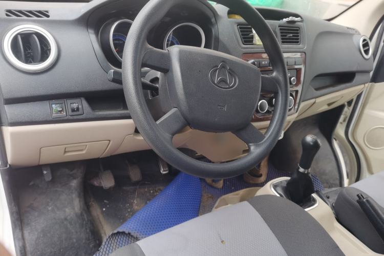 Used CHANGAN KAICHENG Ruixing M60 2019 1.5L Base Model China V Emission Standard 2-Seat Cargo Van with 4G15S Engine Center Console