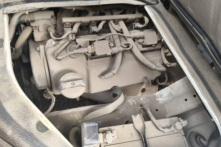 Used CHANGAN KAICHENG Ruixing M60 2019 1.5L Base Model China V Emission Standard 2-Seat Cargo Van with 4G15S Engine Engine Bay