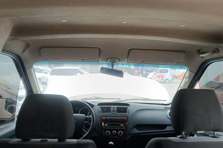 Used CHANGAN KAICHENG Ruixing M60 2019 1.5L Base Version China VI Standard 2-Seater Van with DAM15KR Engine Headliner