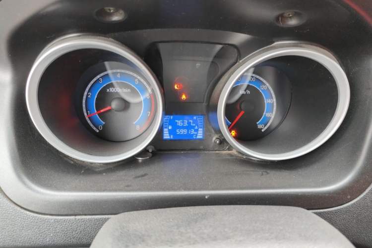 Used CHANGAN KAICHENG Ruixing M60 2019 1.5L Base Model China V Emission Standard 2-Seat Cargo Van with 4G15S Engine Instrument Cluster