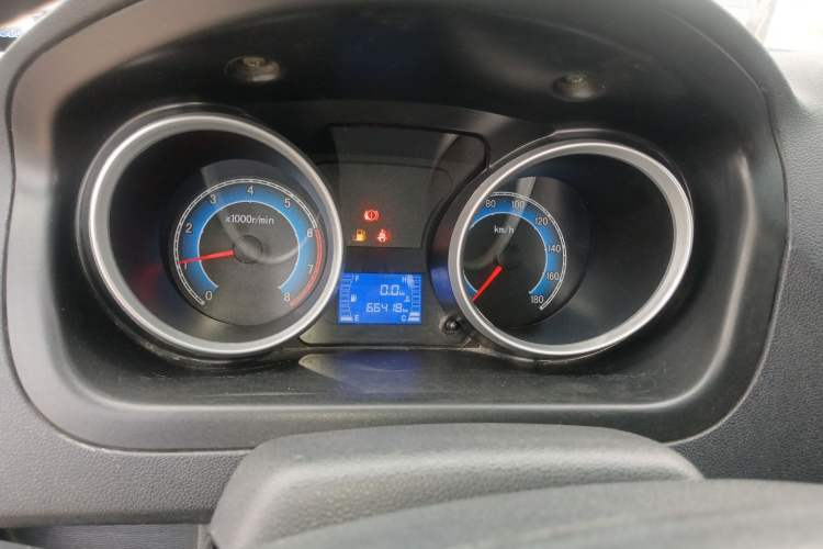 Used CHANGAN KAICHENG Ruixing M60 2019 1.5L Base Version China VI Standard 2-Seater Van with DAM15KR Engine Instrument Cluster