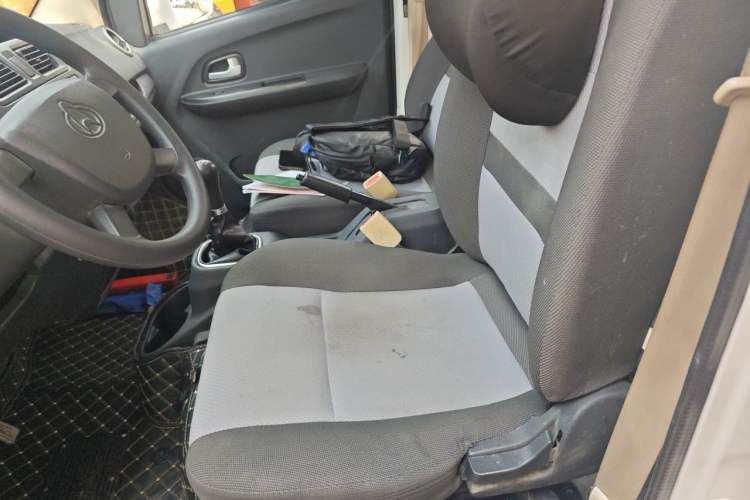 Used CHANGAN KAICHENG Ruixing M60 2019 1.5L Business Version China VI 6-Seater DAM15KR Left Front Seat