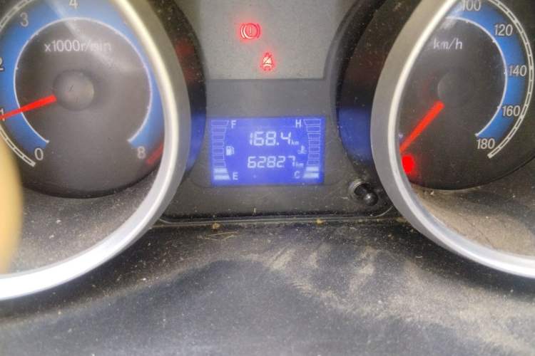 Used CHANGAN KAICHENG Ruixing M60 2019 1.5L Standard Model China V Emission Standards 5/6 Seats 4G15S Odometer Close Up