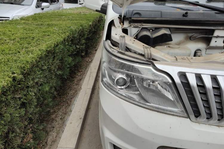 Used CHANGAN KAICHENG Ruixing M60 2019 1.5L Base Model China V Emission Standard 2-Seat Cargo Van with 4G15S Engine Right Front Headlight