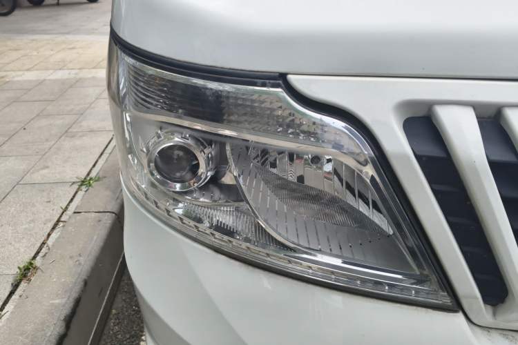 Used CHANGAN KAICHENG Ruixing M60 2019 1.5L Base Model China V Emission Standard 2-Seat Cargo Van with 4G15S Engine Right Front Headlight